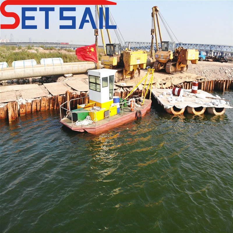 smalle size working boat 