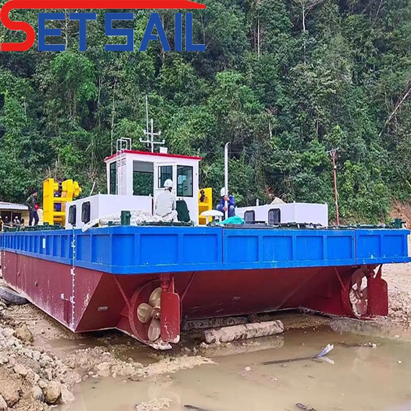 Service working boat