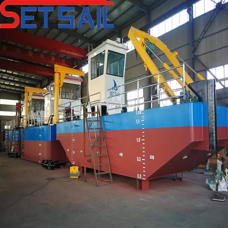 Service working boat